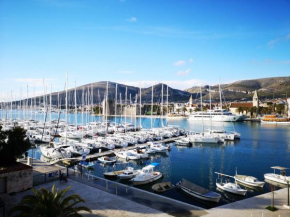 Trogir yacht marina Heritage Bella Vistaa